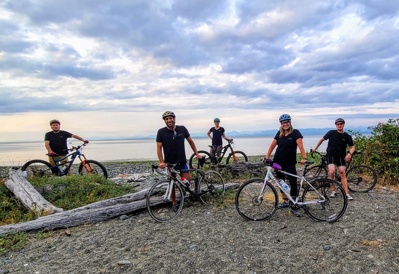 2022 Annual Hi San Diego Christmas Bicycle Trip Comox Bike Company Yana Ride - Yana